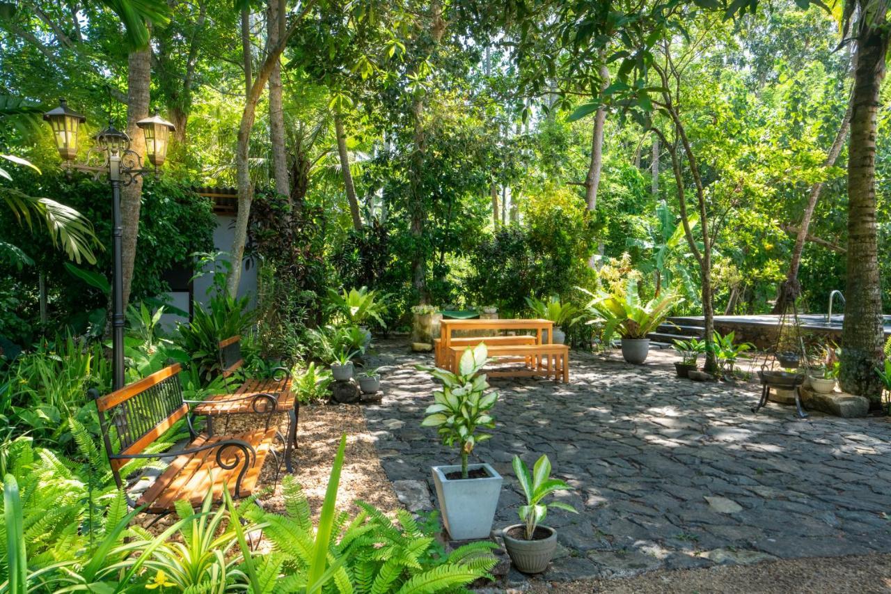5Br Luxury Villa With Pool The Blues Mihiripenne Luaran gambar