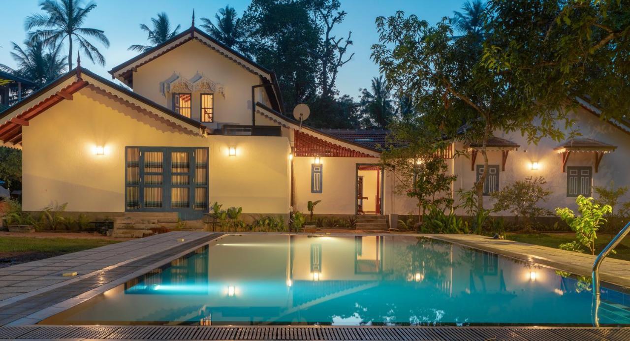 5Br Luxury Villa With Pool The Blues Mihiripenne Luaran gambar
